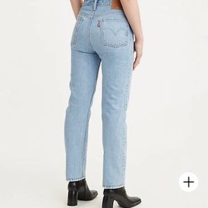 Original fit levi 501 jeans Straight leg. measurements in last picture.